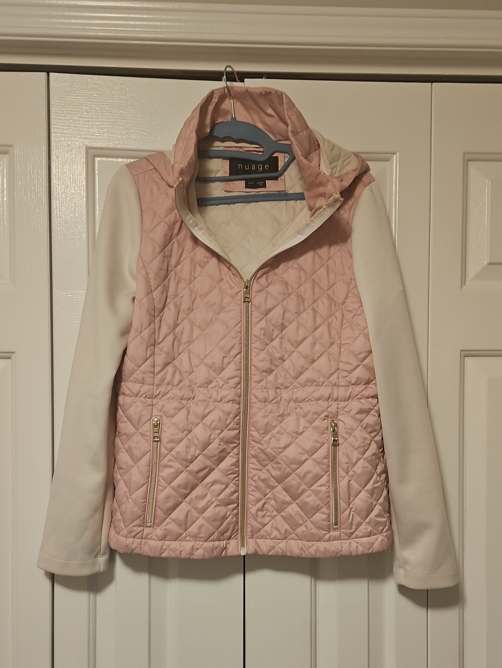 Nuage Quilted Pink Hooded Puffer Jacket with Cream Sleeves